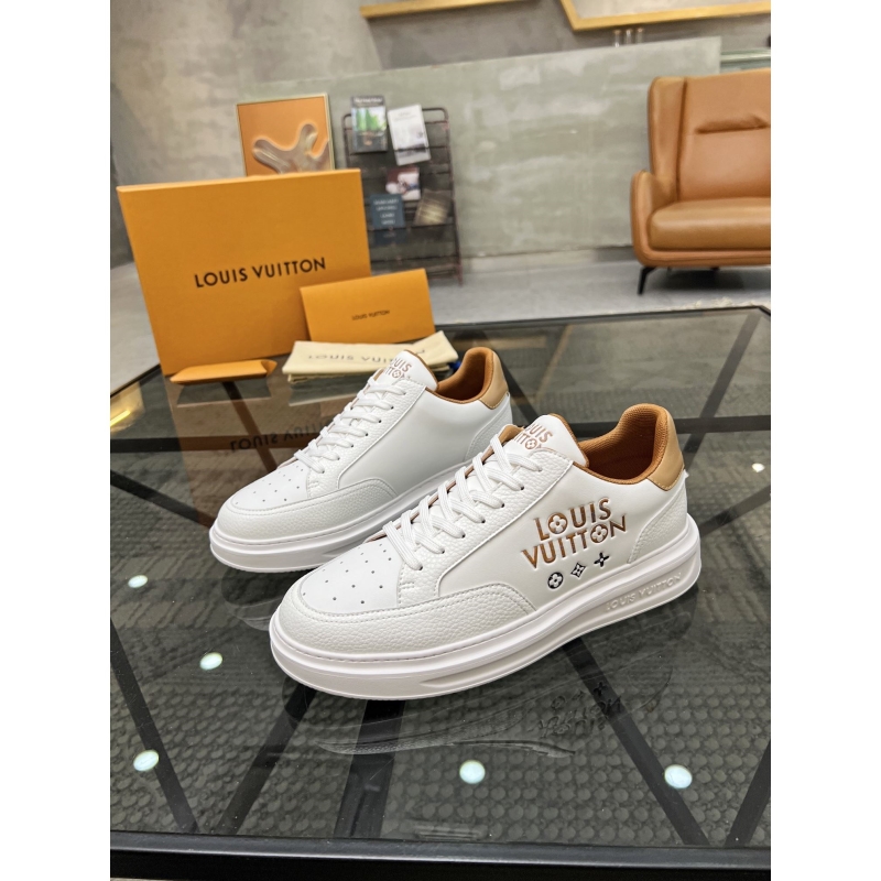 l**is V*t*n sneakers